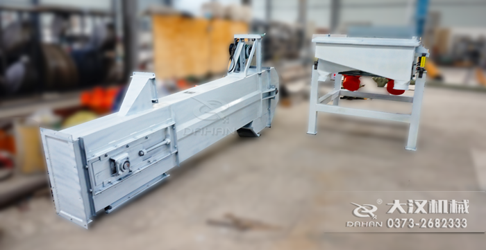 直線振動篩配套斗式提升機(jī)